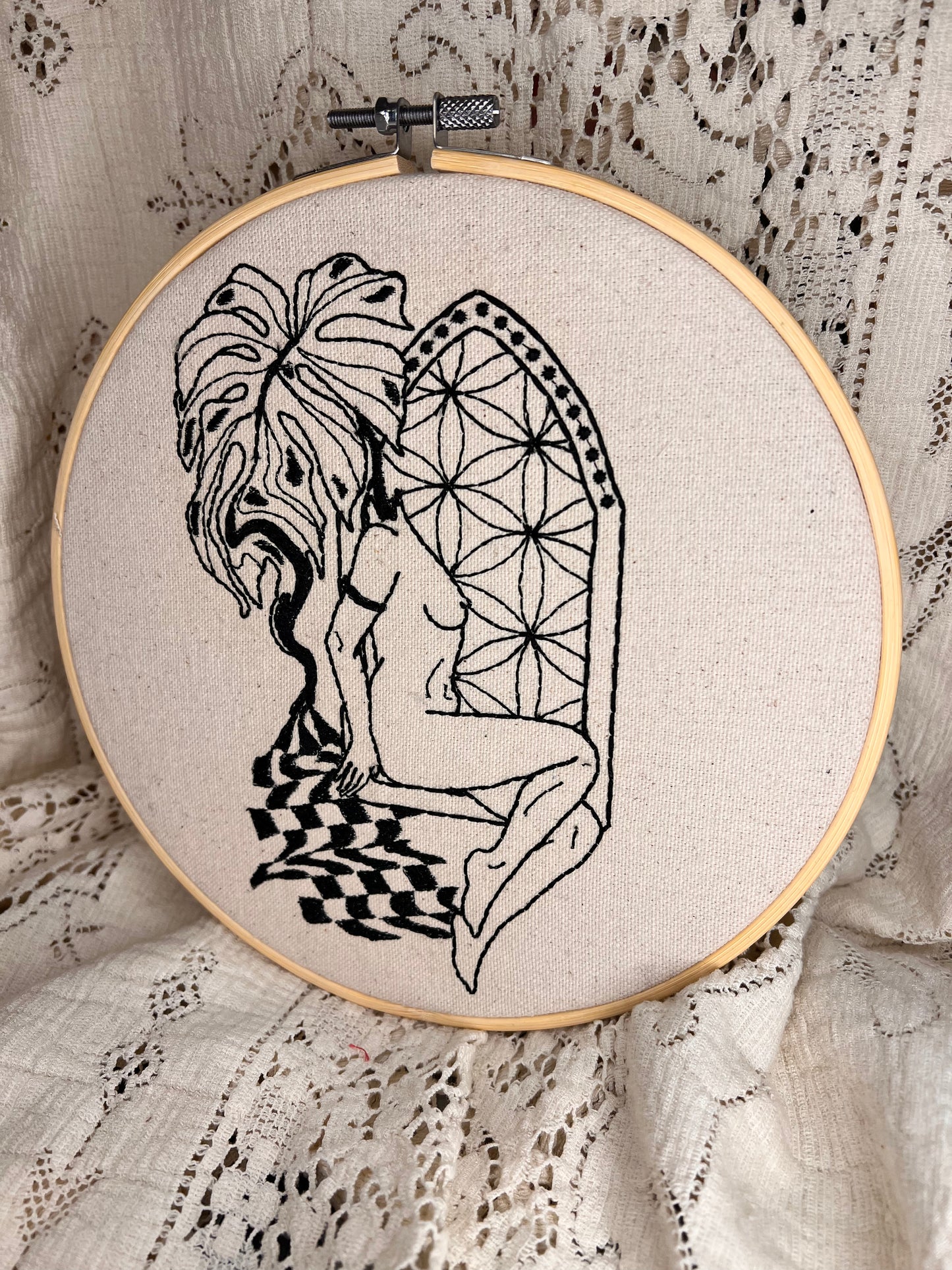 Portal of Paradise, Embroidered hoop