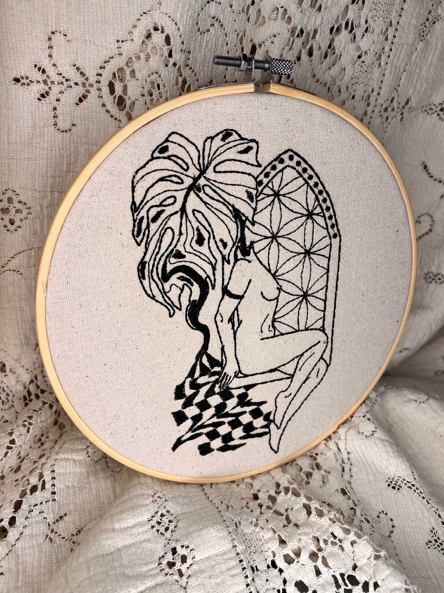 Portal of Paradise, Embroidered hoop