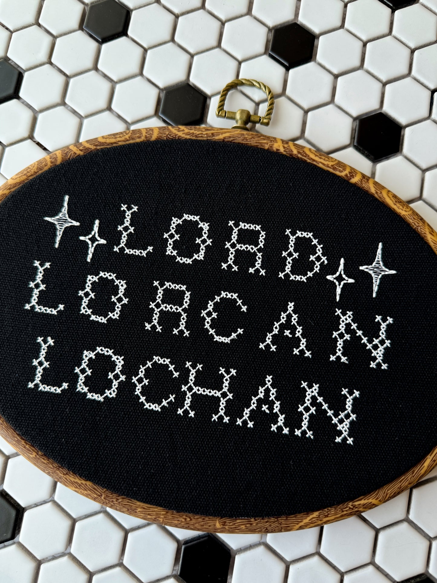 LORD LORCAN | 10" Embroidery hoop